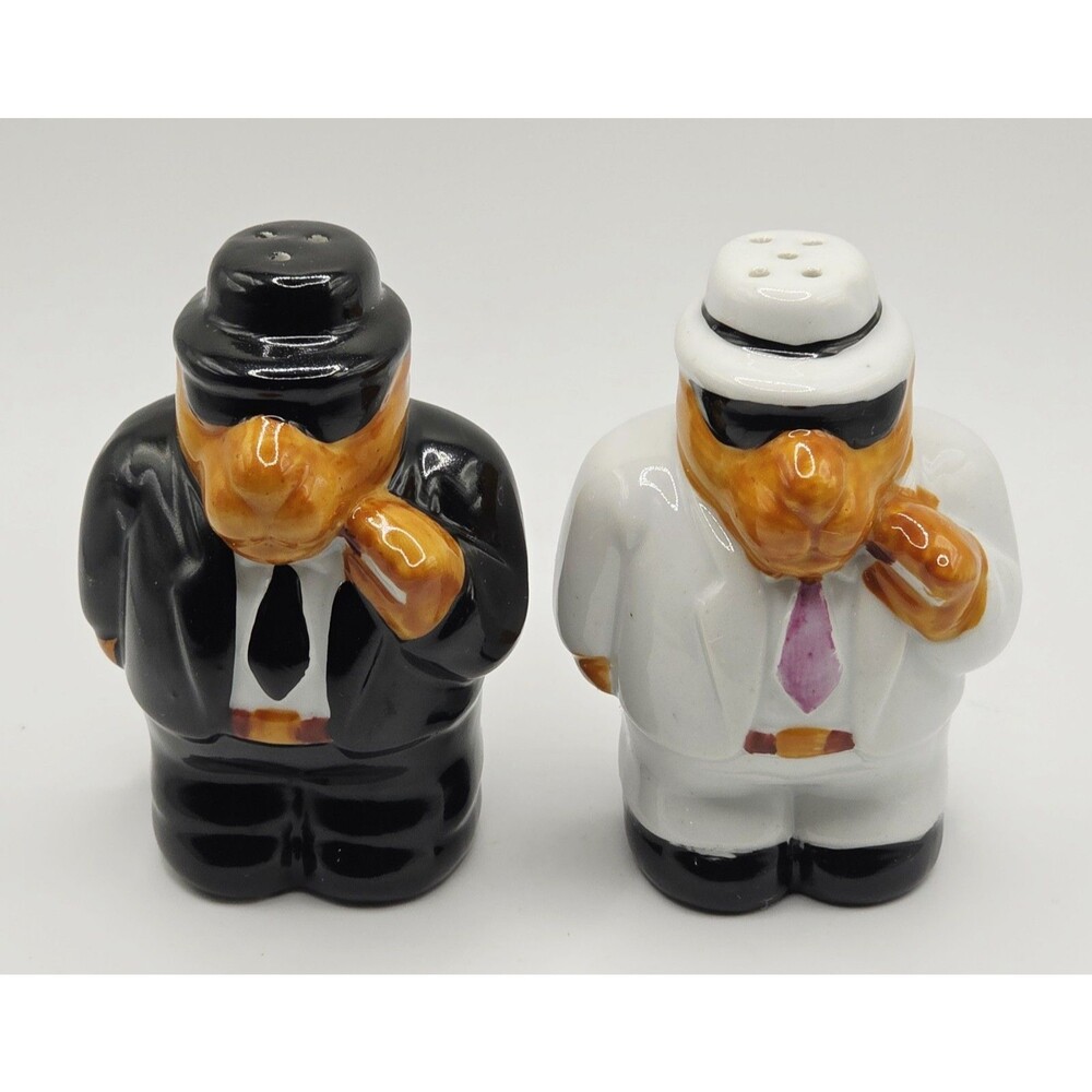 Vintage 90s Joe Camel Cigarettes Salt and Pepper Shakers Black White Promotional
